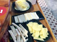 -捞围鲜·港式打边炉(海阳路店)