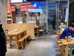 大堂-木屋烧烤(龙湖天街店)