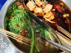 -马路边边串串香(苗栗路店)