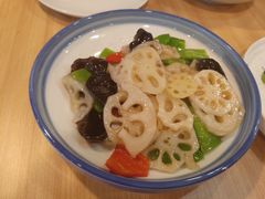 -宏状元现熬粥·京味菜(黄寺大街店)