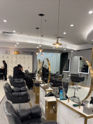 点击看大图 -八佰伴8008星级形象店