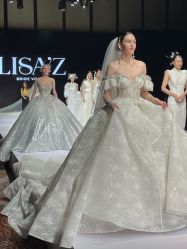 -Renee芮亦婚纱(原丽莎)