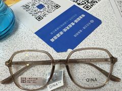 -天空之镜眼镜店蔡司依视路配镜授权零售店(望京颐堤港店)