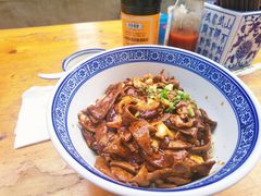 蛤蜊猪肝面-沪西老弄堂面馆(定西路店)