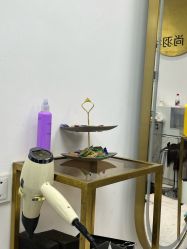 -尚羽华东接发美发店