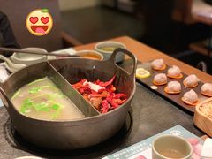 草本鸳鸯锅-盡膳口福跷脚牛肉火锅(晶耀前滩店)