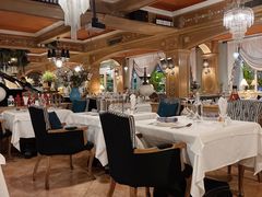 -火车头法国西餐厅