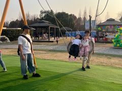 -季高兔窝窝亲子园(上海薰衣草公园店)