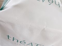 -théATRE 茶聚场(王府中環店)
