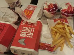 -麦当劳(中山公园龙之梦店)