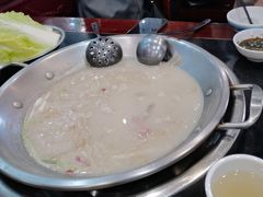 -老来福·非遗酸汤兔(凯旋路店)