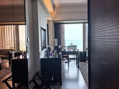-三亚湾海居雅高铂尔曼度假酒店