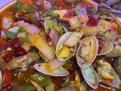 -海盗船. 龙虾烧烤. 酒馆