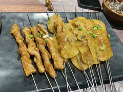 -老街烧烤大排档·地道湖北菜·龙虾馆(汉口火车站店)