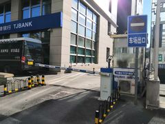 -瑞幸咖啡(东直门枢纽店)