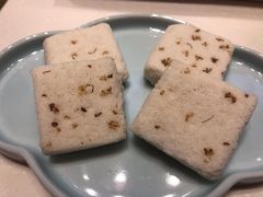 -阮大兴糕团(滨江宝龙店)