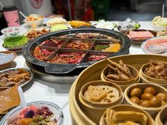 -卤校长老火锅(杨家坪直营店)