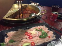 -重庆爽翻天老火锅(临平万达广场店)