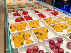 -涨巢·潮玩水疗局