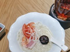 -荷风细雨·中国茶宴(碧云店)