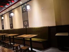 卡座-八婆婆烧仙草(中山路店)