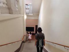 -香港大学