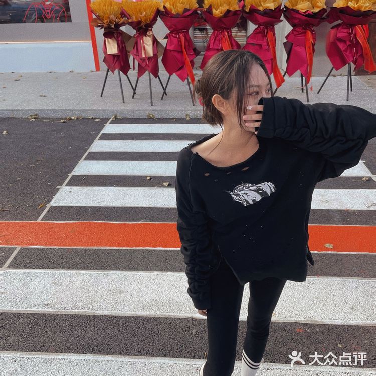 终于吃到了正宗重庆牛内脏火锅🍲现炒锅底 太香了！