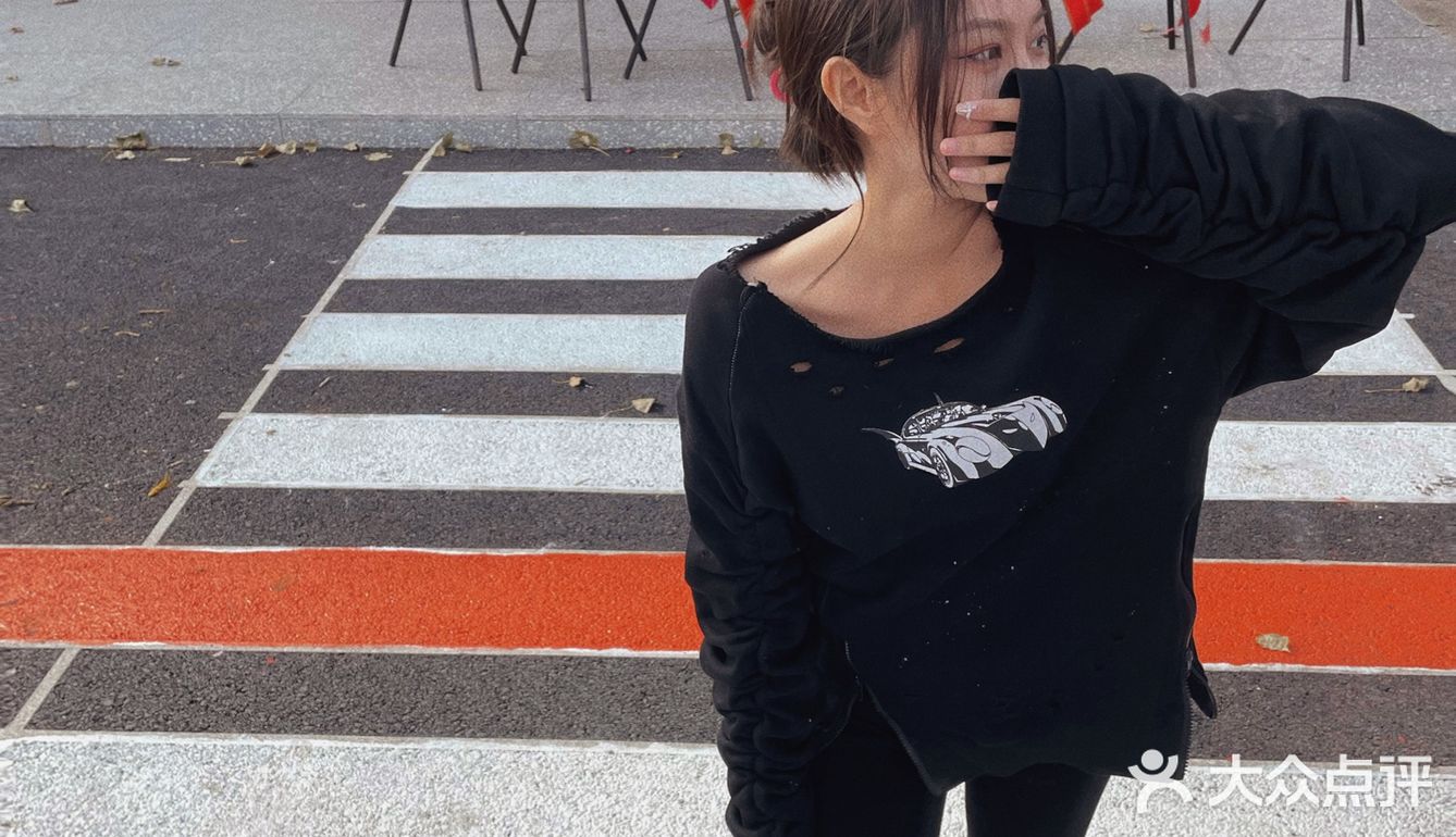 终于吃到了正宗重庆牛内脏火锅🍲现炒锅底 太香了！