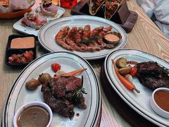 -Famous肥猫墨西哥音乐餐吧(五棵松华熙LIVE店)