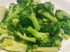 清炒西兰花-金春禧·鲁菜海鲜(延吉路万达店)