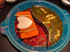 -吼堂老火锅(武汉 天地壹方南馆店)