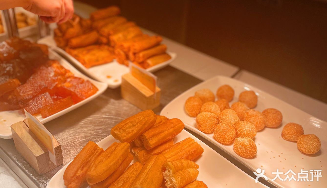 9.9五星酒店自助早餐？还是双人的？希尔顿走起！