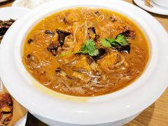 小鸡炖蘑菇-上关雪東北菜(中房金谊店)