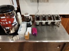 -余百年·现烧烧腊(布吉金利店)