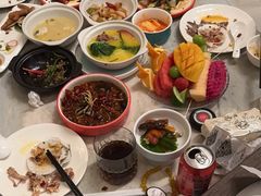 -浅深(世茂滨江精品店)