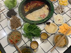 -有拈头成都市井火锅(南中环店)