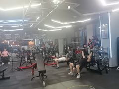 -豪思成DK健身私教连锁(凯乐国际店)