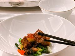 虾皇酱爆炒M9和牛-宝丽轩中餐厅BAOLIXUAN
