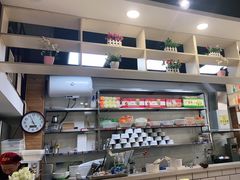 -百品聚旋转火锅(万德庄店)