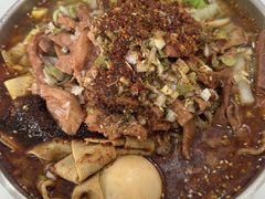 -鹍记特色牛杂面