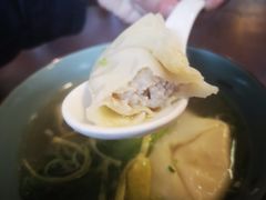 刀鱼馄饨-同得兴 Since·1995 传统苏式面馆(嘉馀坊店)