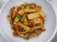 -饭橘汉江码头·乡野土菜馆(静安路店)