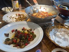 -老唐三下锅 ·张家界地标美食(溪布街店)