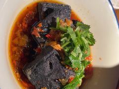 -洞庭土菜小炒馆(易发广场店)