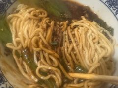 -素椒杂酱面(油篓街店)