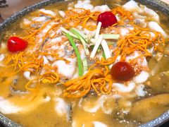 -山城外·非遗酸菜鱼(蜀都万达店)