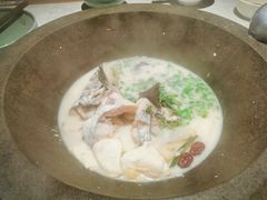 -鲜潭蒸汽石锅鱼(五道口购物中心店)