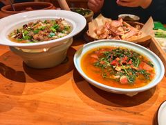 -老滇山寨•云南特色菜•地方菜•民族风情歌舞表演(金碧店)