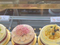 -花花卷卷·鲜食蛋糕(静安久光百货店)