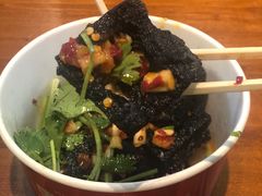 -黑色经典臭豆腐·湖南特产(步行街店)